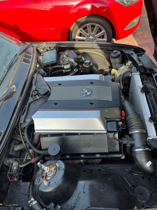 BMW E30 V8 m60b40 upisano zamjena, pogled izvana - slika 2
