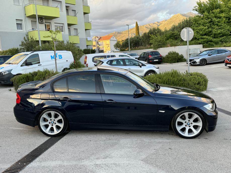 BMW e90 318d ****Sport Paket *****, 2008 god.