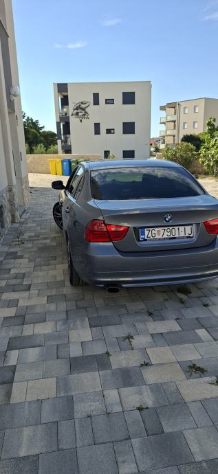 BMW E90 318i Lci, fotografija 9