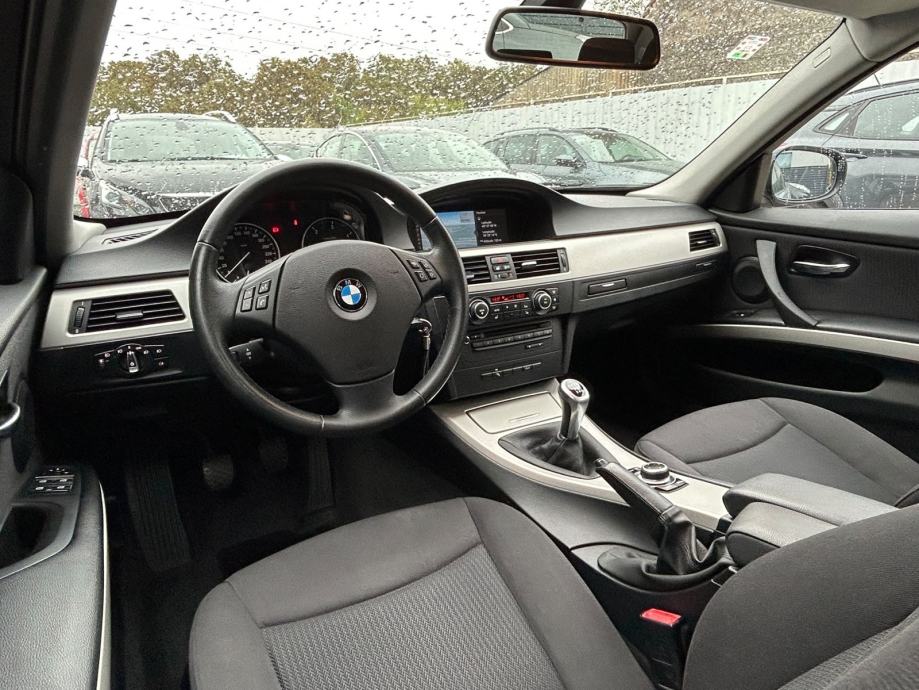 Bmw E91 LCI *garancija na km**i-Drive, full servisna*, fotografija 11