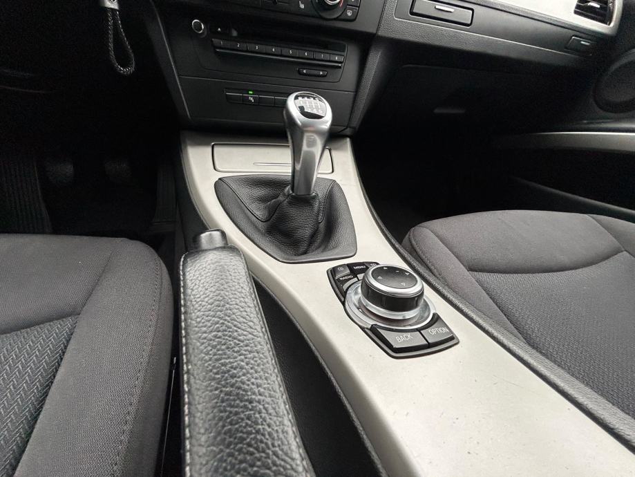 Bmw E91 LCI *garancija na km**i-Drive, full servisna*, fotografija 12