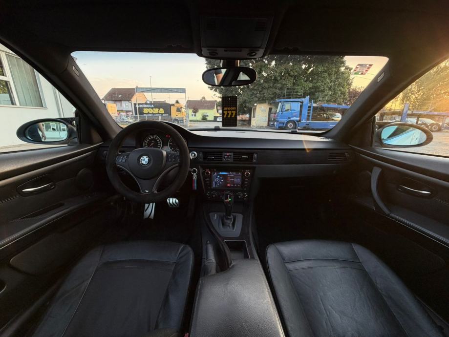 Bmw e92 320d ** M-PACK, AUTOMATIK, REG GODINU DANA **., fotografija 10