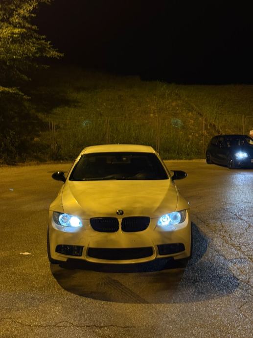 BMW e92 330xd, fotografija 2