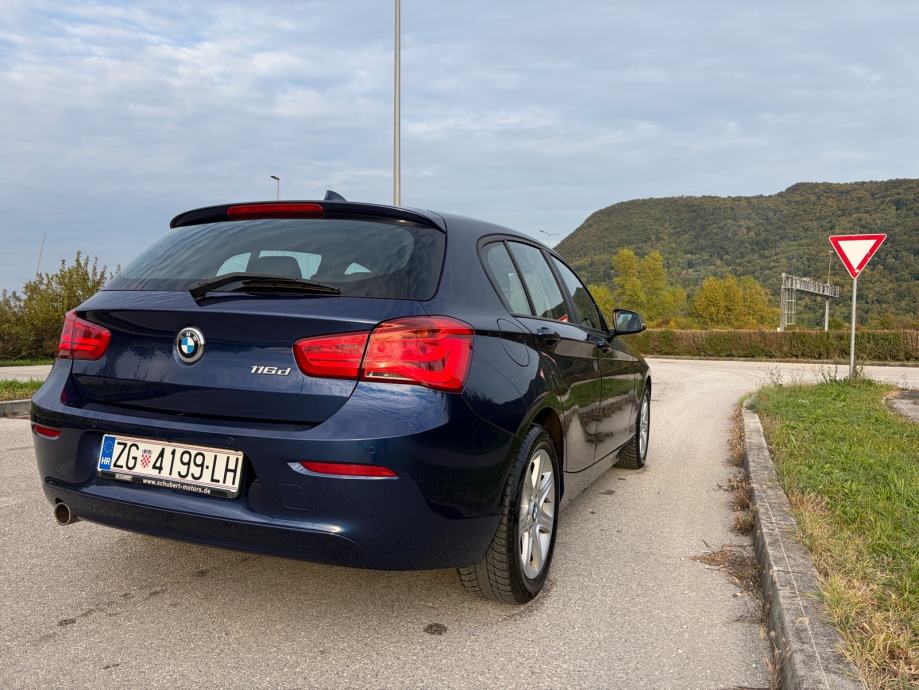 BMW F20 116d LCI, LED, Mediterranblau Metallic- FULL Servisna, Reg 10/, fotografija 4