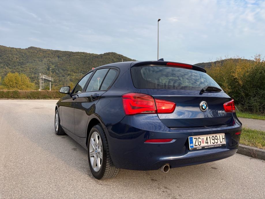 BMW F20 116d LCI, LED, Mediterranblau Metallic- FULL Servisna, Reg 10/, fotografija 5