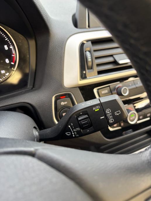 BMW F20 116d LCI, LED, Mediterranblau Metallic- FULL Servisna, Reg 10/, fotografija 15