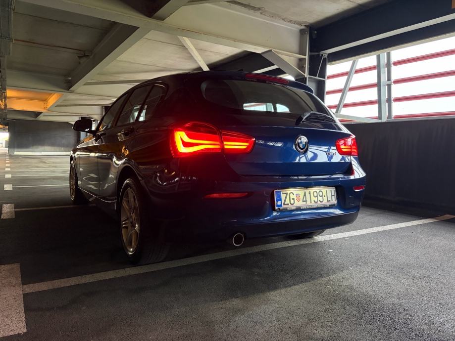 BMW F20 116d LCI, LED, Mediterranblau Metallic- FULL Servisna, Reg 10/, fotografija 17