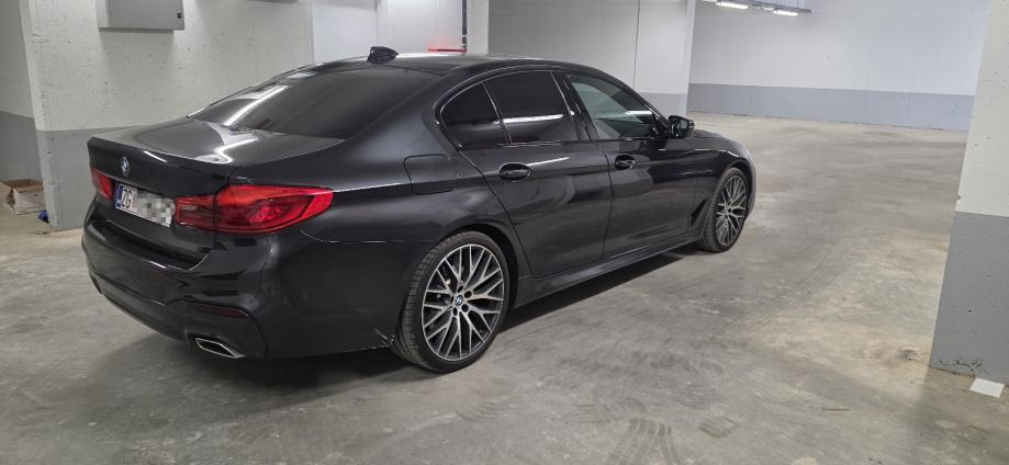 BMW G30 530d ,M paket, HUD, 360 kamera, LED, keyless..., fotografija 4