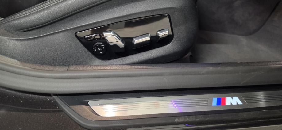 BMW G30 530d ,M paket, HUD, 360 kamera, LED, keyless..., fotografija 11