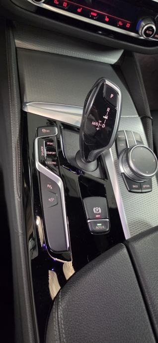 BMW G30 530d ,M paket, HUD, 360 kamera, LED, keyless..., fotografija 15