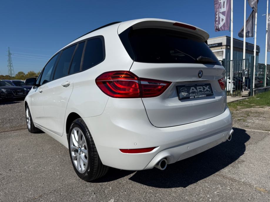 BMW Gran Tourer 218d 7-SJEDALA °NAVI°JAMSTVO-12MJ°LEASING BEZ UČEŠĆA, fotografija 8