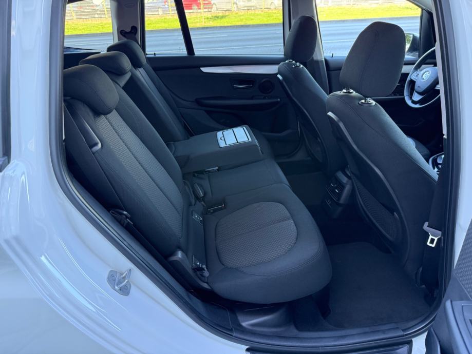 BMW Gran Tourer 218d 7-SJEDALA °NAVI°JAMSTVO-12MJ°LEASING BEZ UČEŠĆA, fotografija 20