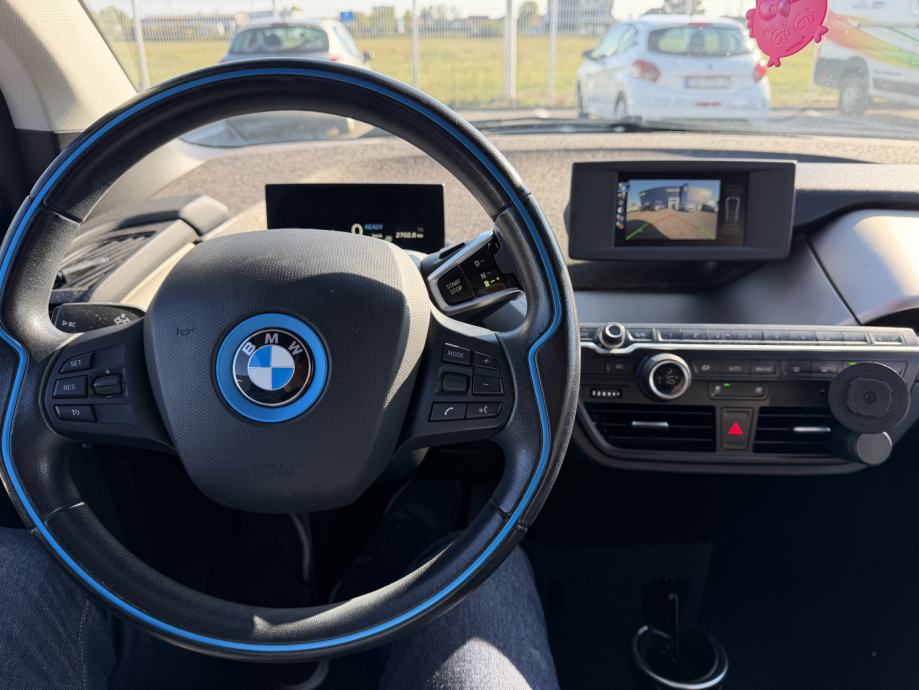 BMW i3 125 KW, automatik, KAMERA, JAKO OČUVAN, REG 04/2027, fotografija 9