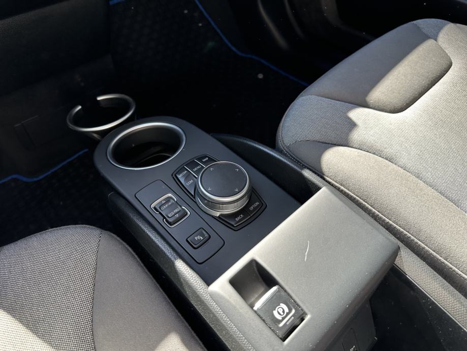 BMW i3 125 KW*REX*KAMERA*NAVI*AUTOMATIK*REG 06/27*, fotografija 11