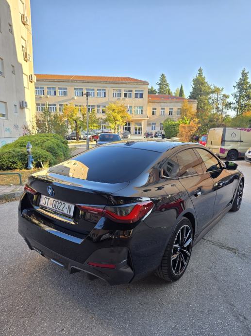 BMW I4 , M paket -286 ks - 28.800 km - nov !!, fotografija 5