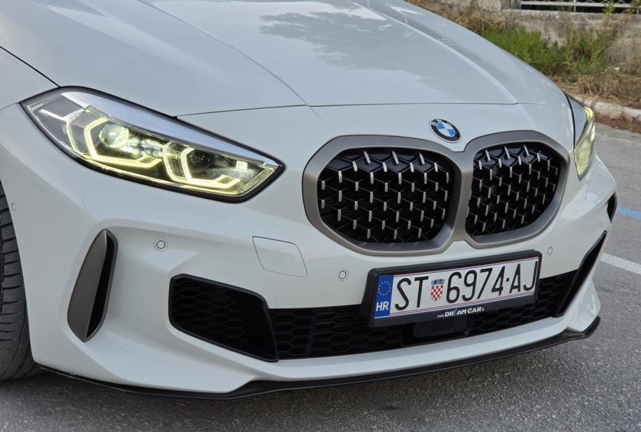 BMW M135i bmw sport mjenjač F1, servisna knjižica, na firmi u Pdv-u, fotografija 6