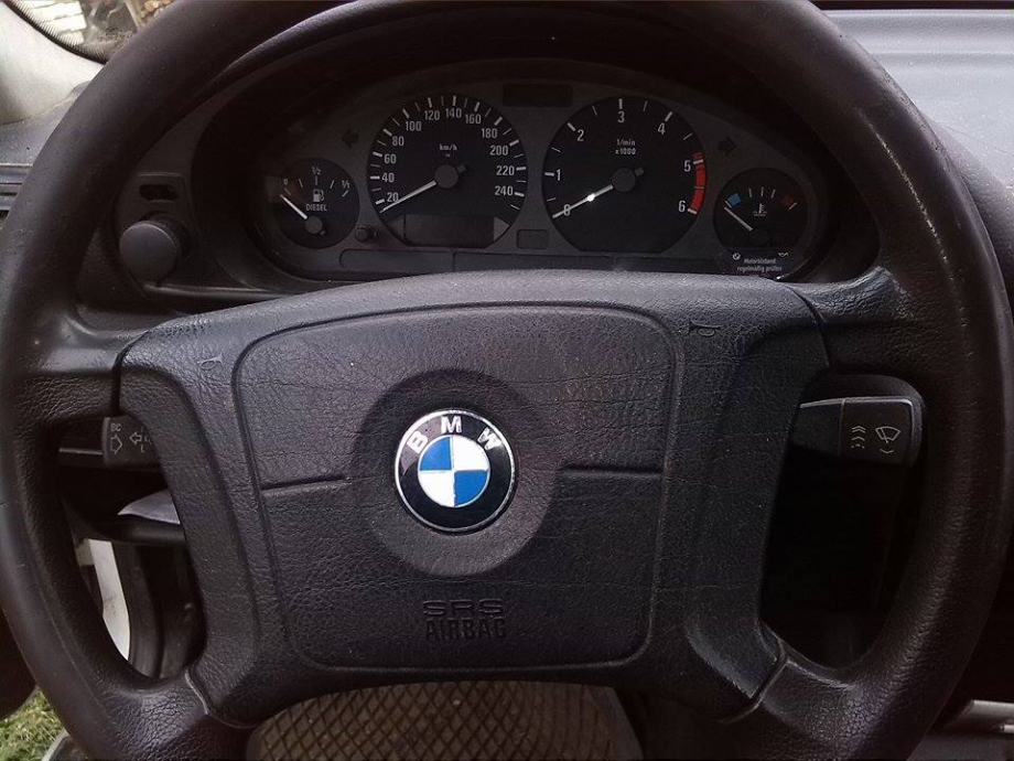 BMW M3 318