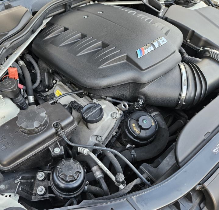 BMW M3 E93 2011 – V8 – 309KW FIKSNO!!!!, fotografija 15
