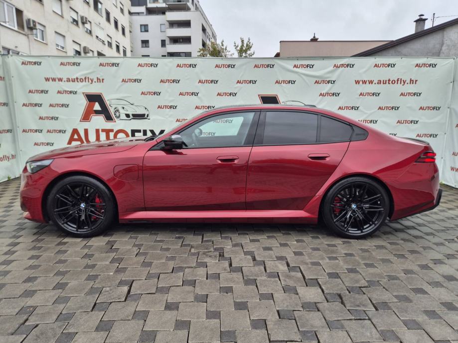 BMW M5, Shadowline, HeadUP, 360 Kamera, Bowers&Wilkins, KeylessGO, 20", fotografija 5