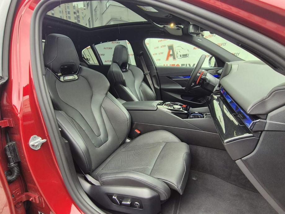 BMW M5, Shadowline, HeadUP, 360 Kamera, Bowers&Wilkins, KeylessGO, 20", fotografija 18