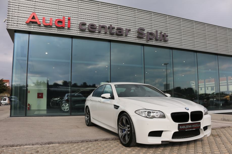 Bmw M5 V8 Dkg M Drivers Package Akcija 2013 God