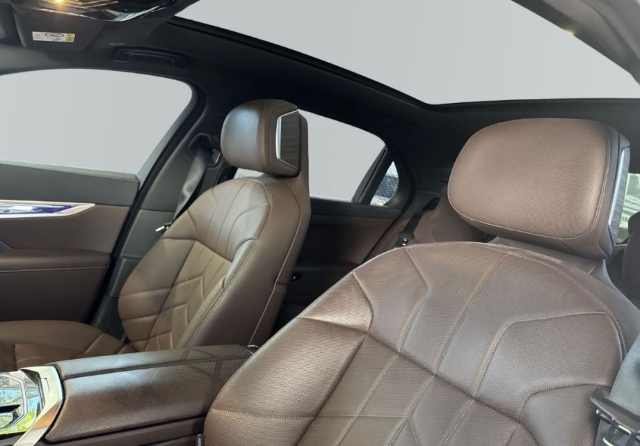 BMW M760e xDrive M SPORT | 571 KS | 01/2025 | BMW GARANCIJA, fotografija 14