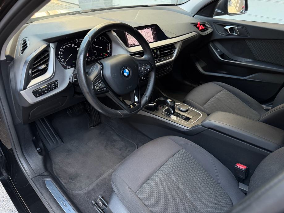 BMW Serija 1 116D Automatik Advantage | LED, 17”, SHADOW, NAVI, REG 09, fotografija 12