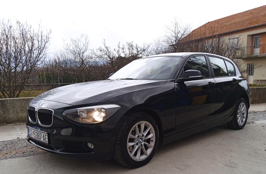 bmw-serija-1-116d-2012-god