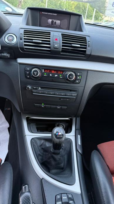 BMW serija 1 116d, fotografija 11