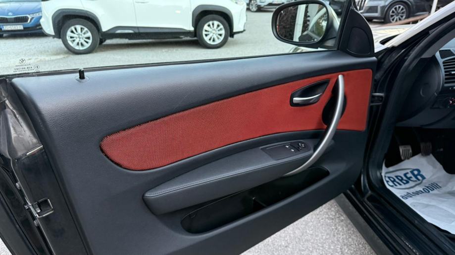 BMW serija 1 116d, fotografija 15
