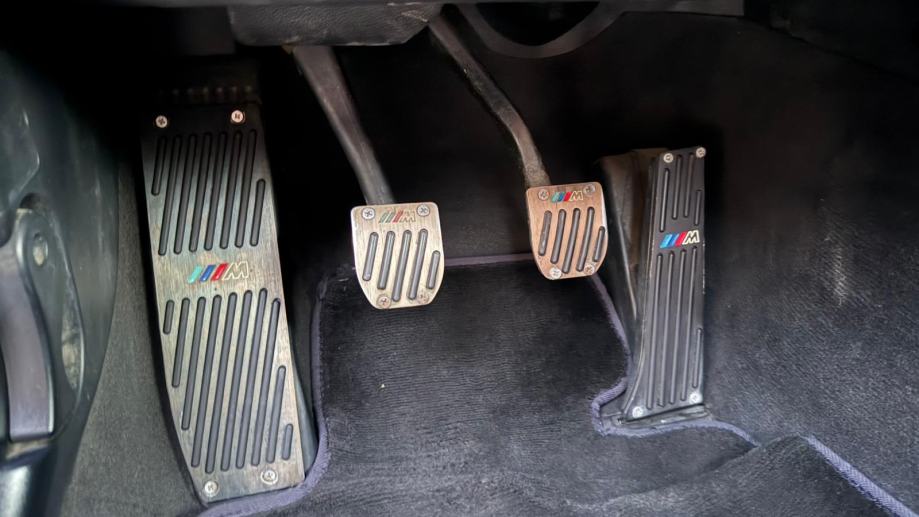 BMW serija 1 116d, fotografija 18