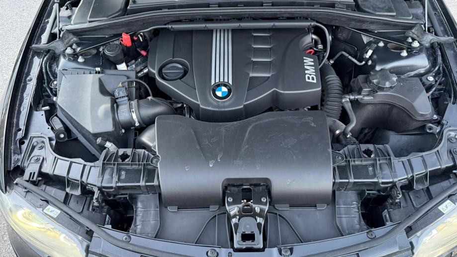 BMW serija 1 116d, fotografija 19