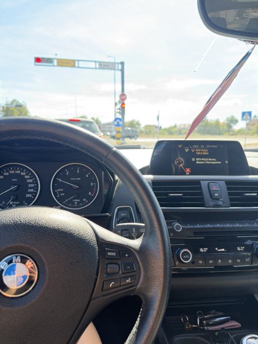 BMW serija 1 116d LCI, fotografija 3
