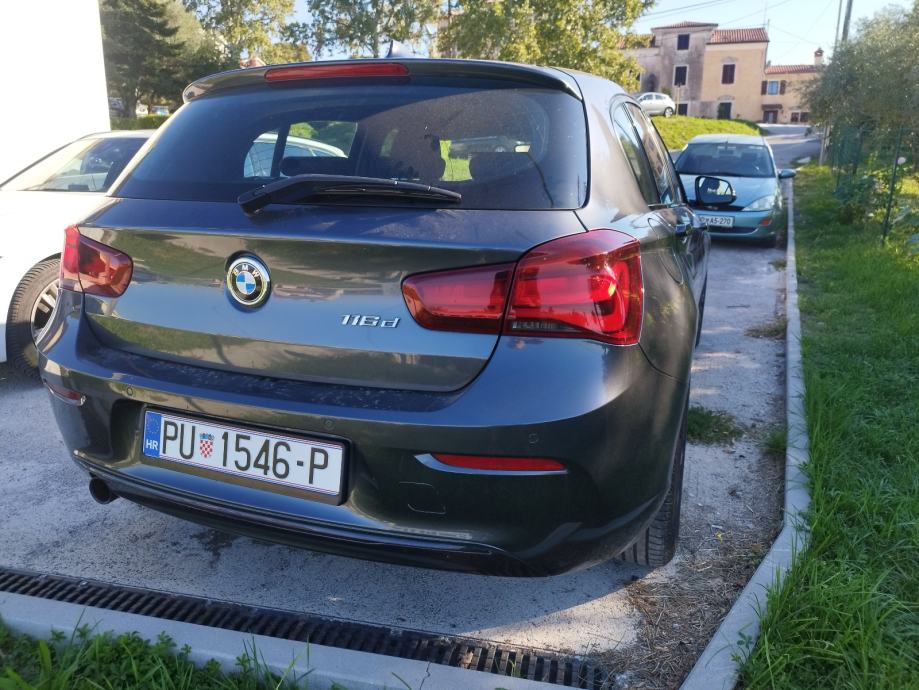 BMW F20 LCI 116d sportline+shadowline, fotografija 6