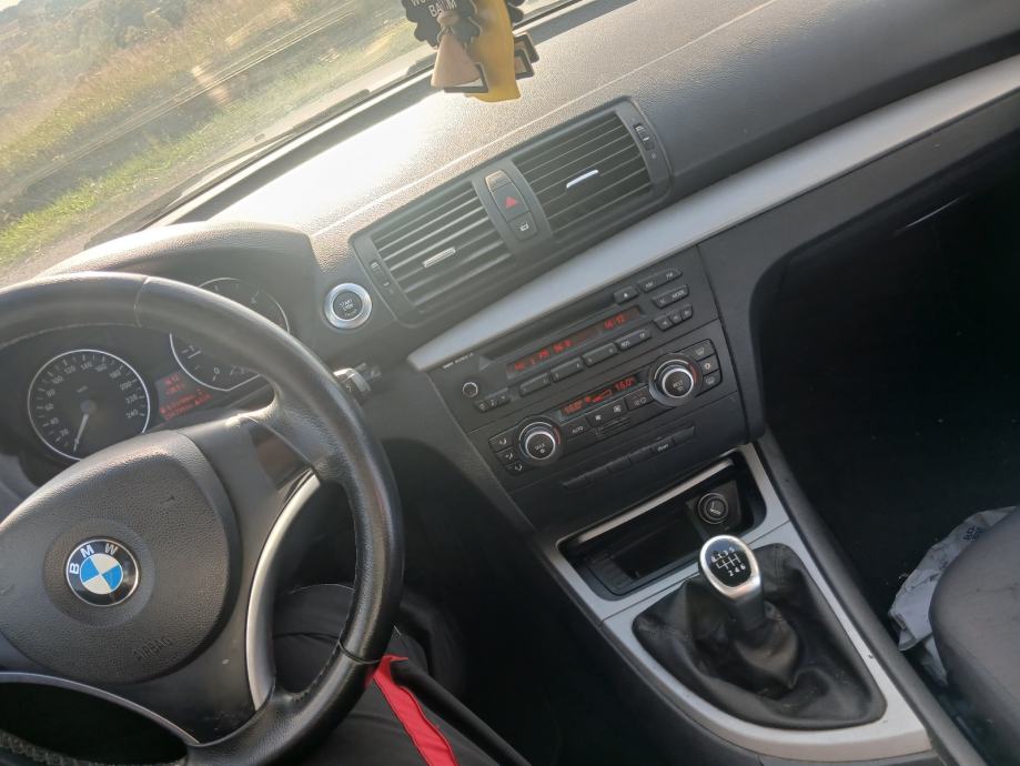 BMW serija 1 116d, fotografija 5
