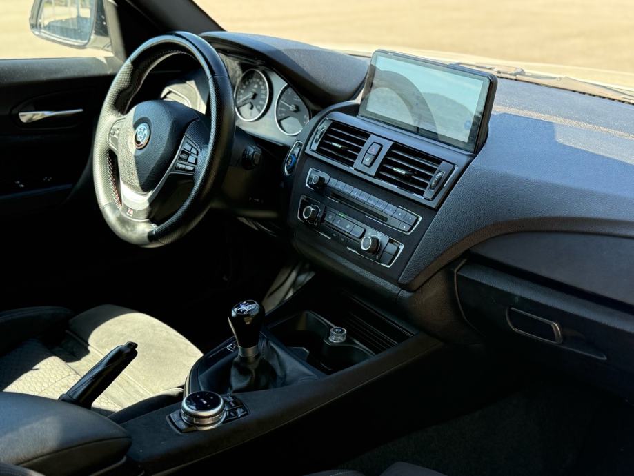BMW serija 1 116i M PAKET, fotografija 9