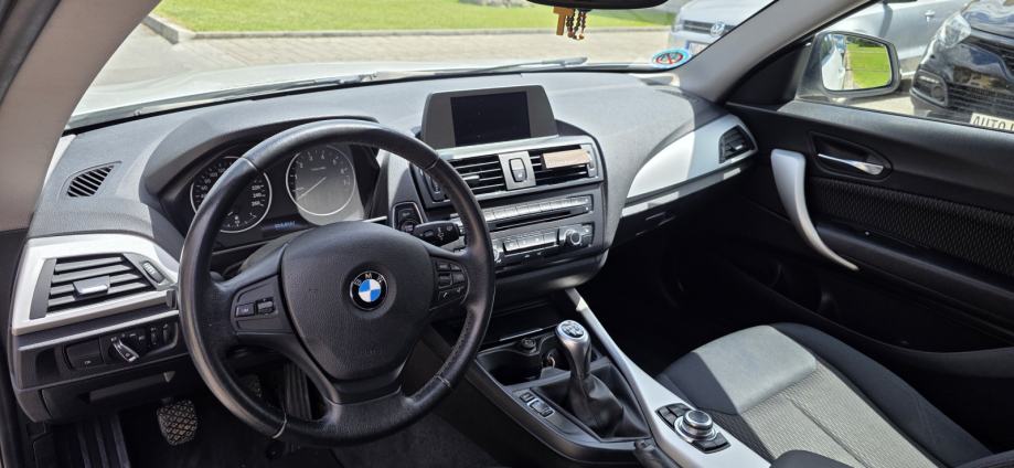 BMW serija 1 116i MOGUĆA ZAMJENA, fotografija 11