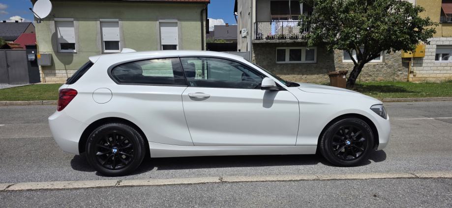 BMW serija 1 116i MOGUĆA ZAMJENA, fotografija 7
