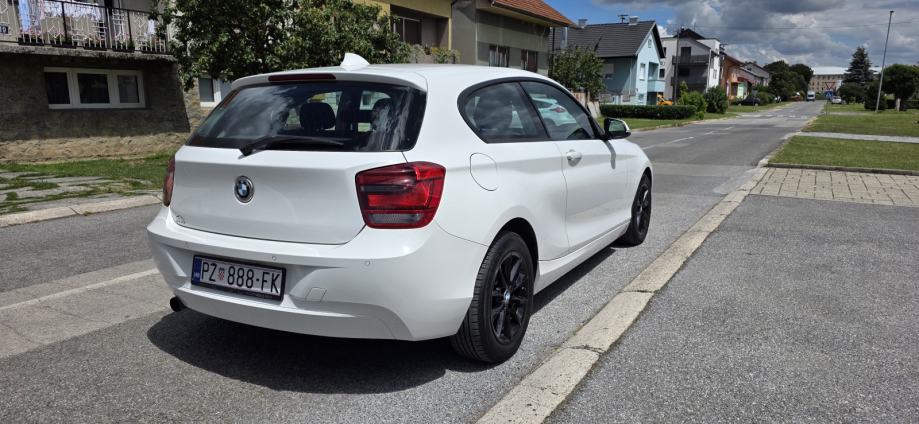 BMW serija 1 116i MOGUĆA ZAMJENA, fotografija 6