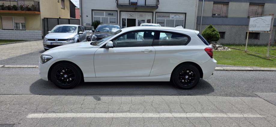 BMW serija 1 116i MOGUĆA ZAMJENA, fotografija 3