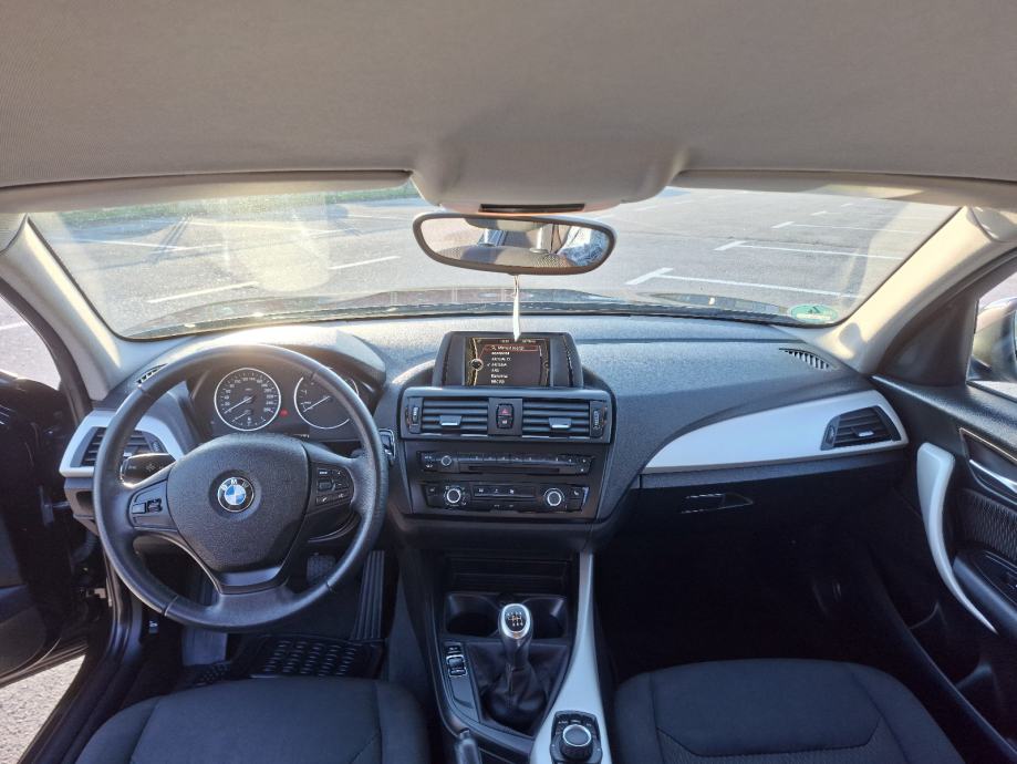 BMW serija 1 116i, fotografija 8