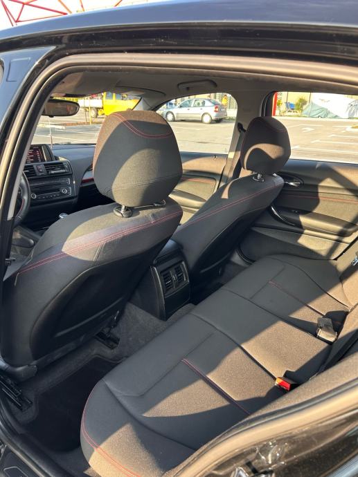 BMW serija 1 116i Sport, fotografija 8
