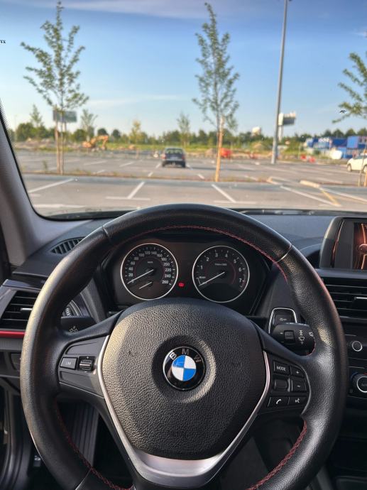BMW serija 1 116i Sport, fotografija 9
