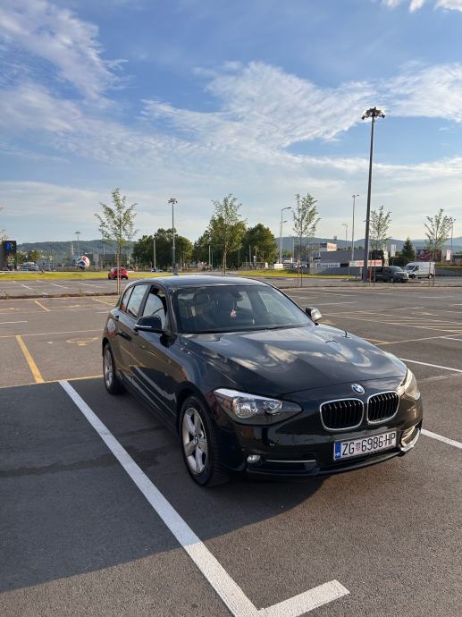 BMW serija 1 116i Sport, fotografija 2