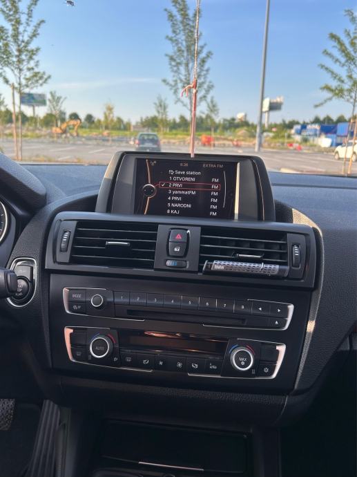 BMW serija 1 116i Sport, fotografija 11