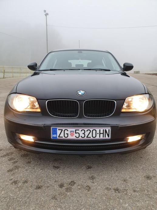 BMW serija 1 118d,136 000 Km,Servisna knjizica,, 2010 god.