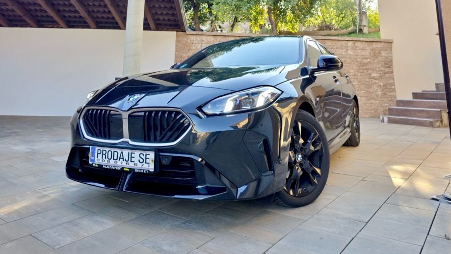 BMW serija 1 118d aut.M Sport,novi top model,full led,samo 26000km,ČK!, fotografija 3
