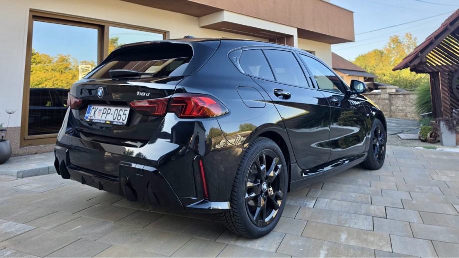 BMW serija 1 118d aut.M Sport,novi top model,full led,samo 26000km,ČK!, fotografija 14