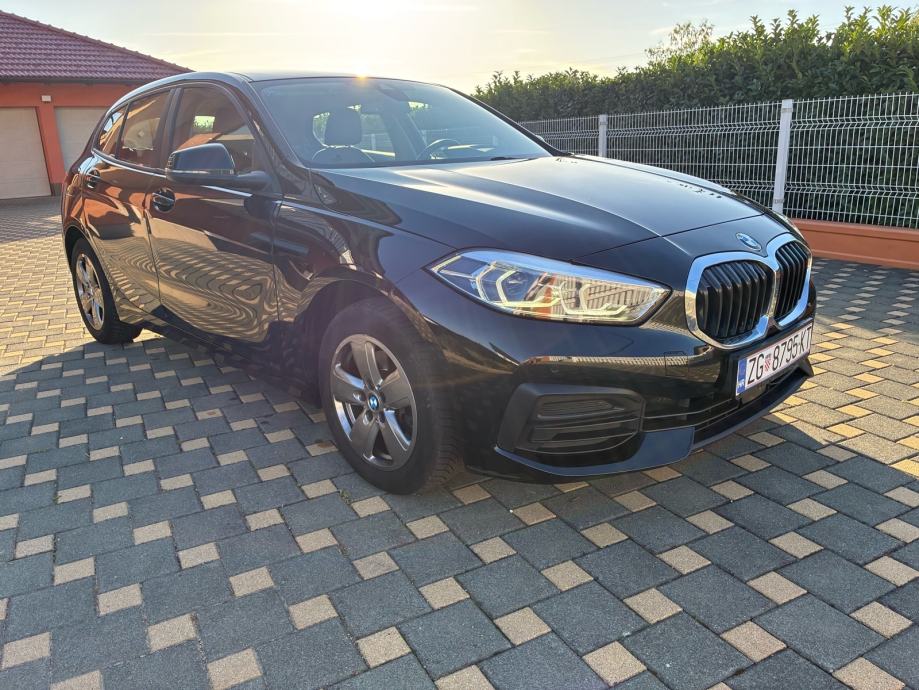 BMW 118d Automatik 2022*Reg.03/2027, fotografija 2
