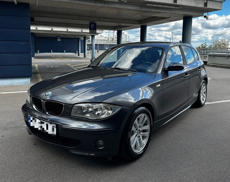 BMW serija 1 118d*Hr.Auto*Reg god dana 09/2027*Klima*Odlično stanje*, fotografija 4